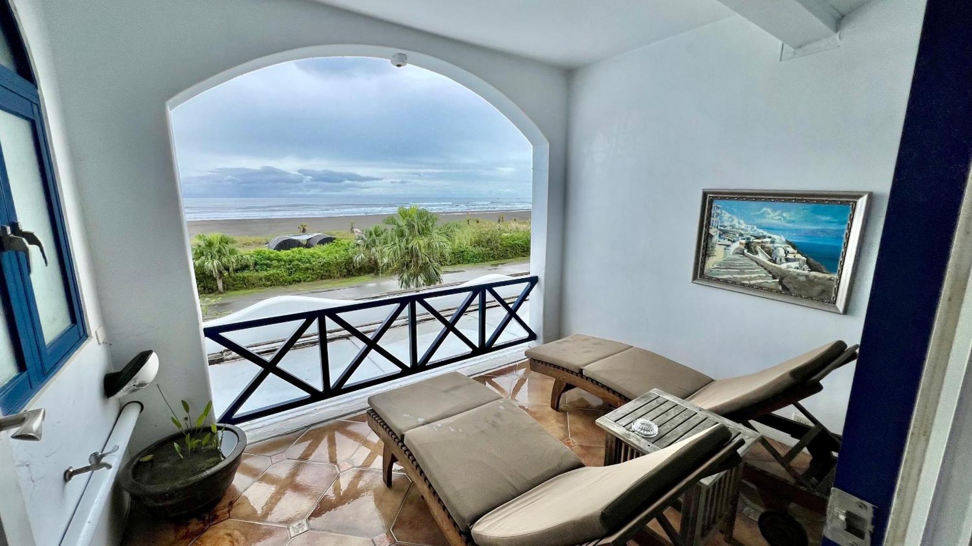 真情非凡行館 Sealuv Homestay Toucheng Buitenkant foto